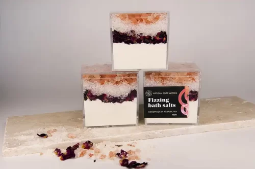 Fizzing bath salts